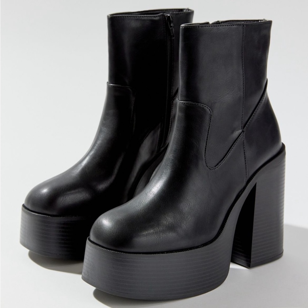 Brand New Urban Outfitters Platform Boots!!!